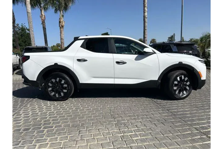 $25995 : Hyundai SANTA CRUZ 2025 SE 4 image 5