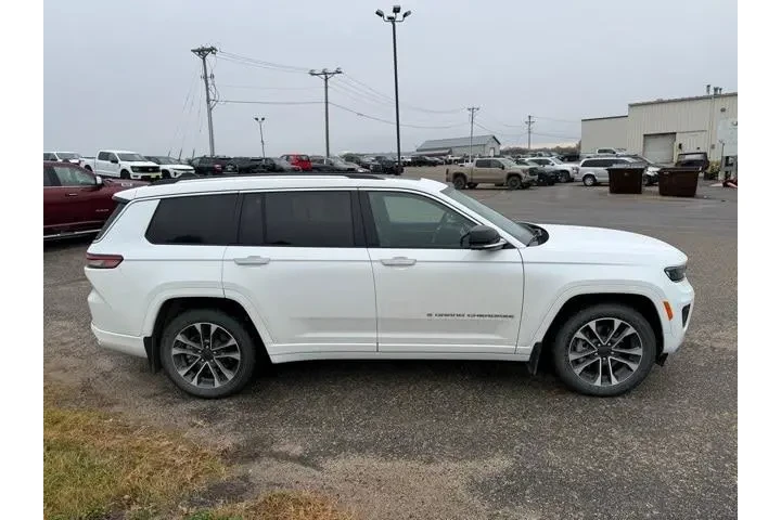 $37595 : Jeep Grand Cherokee L 2023 4 image 5