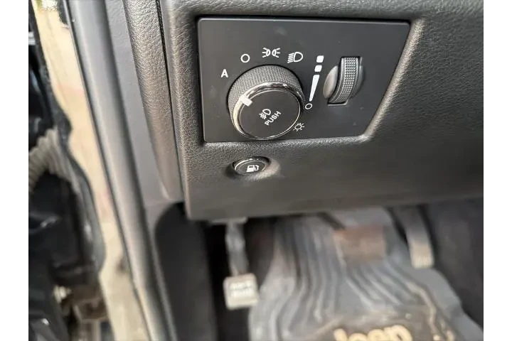 $23222 : Jeep Grand Cherokee WK 2022 image 8