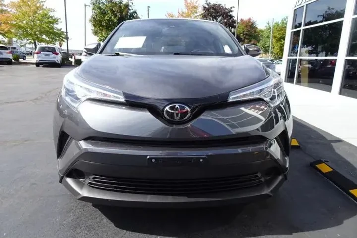 $15995 : 2019 C-HR image 3