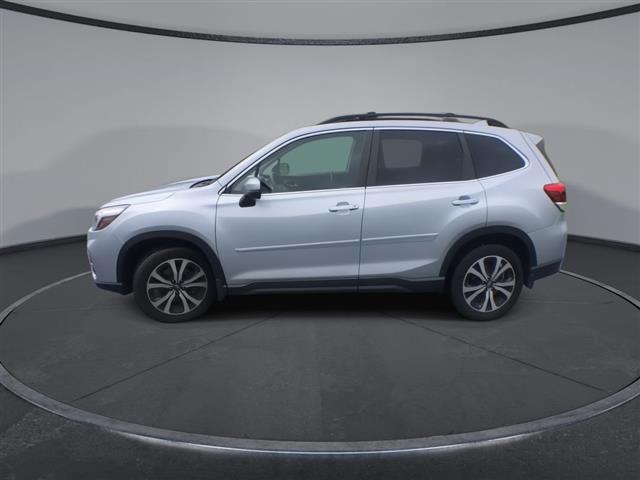 $27000 : PRE-OWNED 2021 SUBARU FORESTE image 5