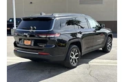 $29850 : Jeep Grand Cherokee L 2024 4 thumbnail