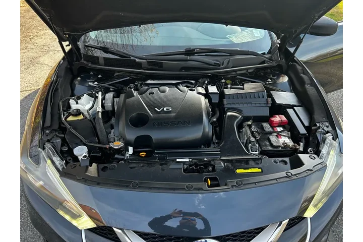 $9495 : 2016 Maxima 3.5 S image 10