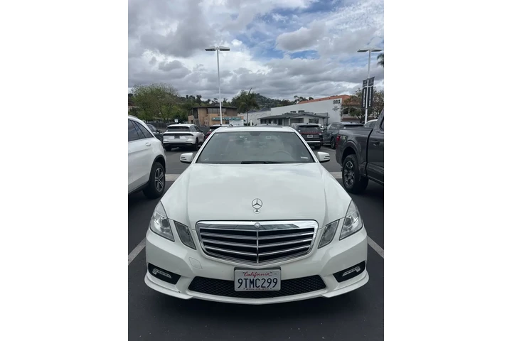 $10900 : Mercedes-Benz E-Class 2011 A image 2