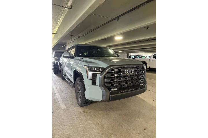 Toyota Tundra 4x4 Hybrida 2026 image 3