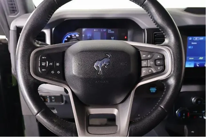 $37676 : Ford Bronco 2022 4x4 Base Ad image 3