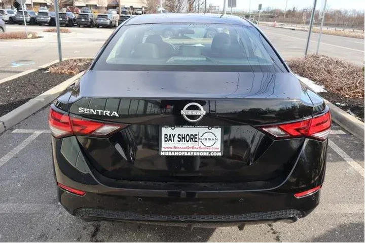 $16251 : Nissan Sentra 2025 S 4dr Sed image 7