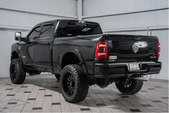 $69500 : Ram 2500 2023 4x4 Limited Lo image 6