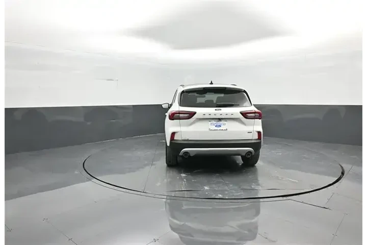 $28392 : Ford Escape Plug-In Hybrid 2 image 6