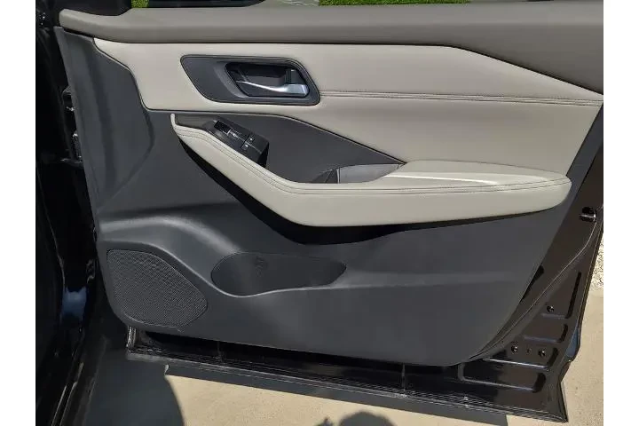 $30700 : Nissan Rogue 2024 SL 4dr Cro image 9