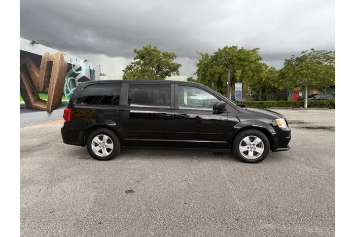 $4995 : 2013 Grand Caravan SE image 10