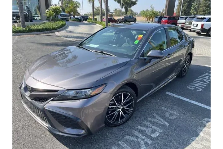$23990 : Toyota Camry 2023 SE 4dr Sed image 2