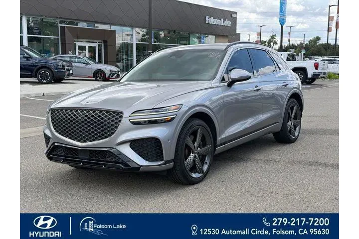 $37991 : Genesis GV70 2023 AWD 2.5T S image 2