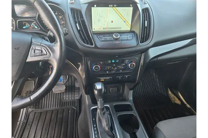 $10988 : Ford Escape 2017 SE 4dr SUV image 5