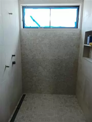 TILE INSTALADOR image 1