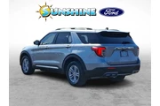 $29500 : Ford Explorer 2022 AWD XLT 4 thumbnail