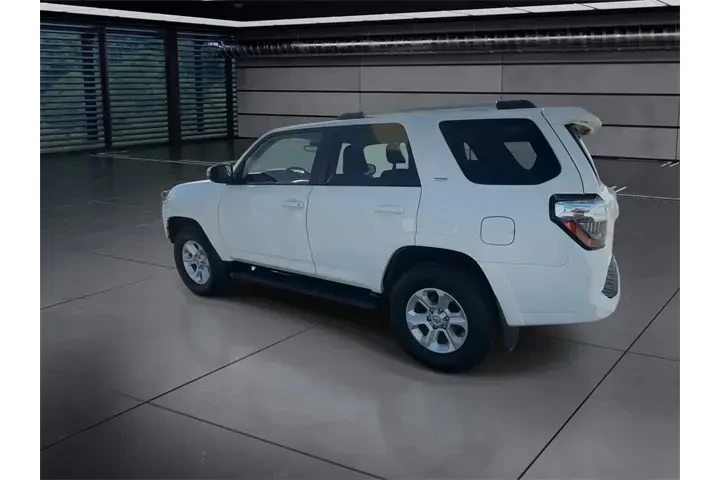 $33998 : Toyota 4Runner 2021 4x4 SR5 image 6