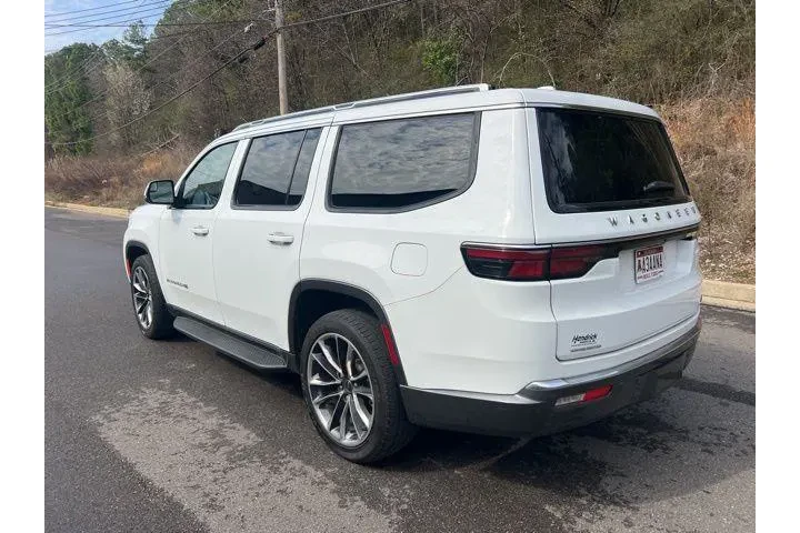 $38990 : Jeep Wagoneer 2022 4x4 Serie image 5