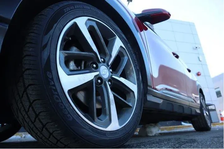 $18296 : Hyundai KONA 2021 AWD Ultima image 9