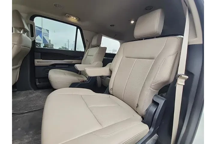 $39897 : Ford Expedition 2023 4x2 XLT image 8