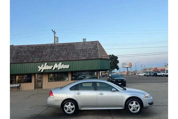 $8500 : 2015 Impala Limited Police | image 9