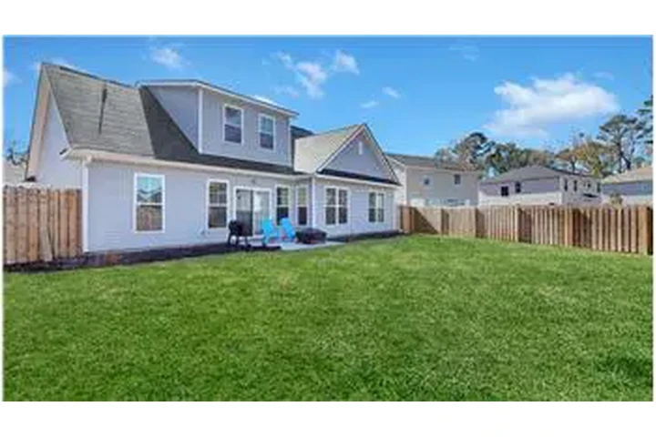 $2950 : Rental property with 4 bedro image 4