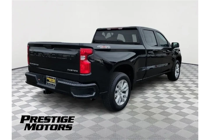 $32956 : 2023 Silverado 1500 Custom image 7