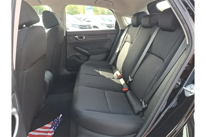 $21995 : Honda Civic 2024 LX 4dr Hatc image 10