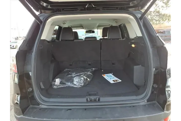 $12980 : Ford Escape 2017 Titanium 4d image 10