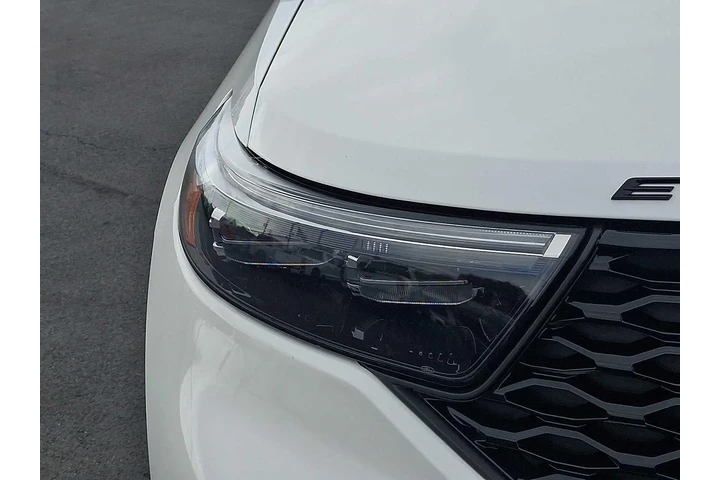 $35900 : Ford Explorer 2022 AWD ST 4d image 9