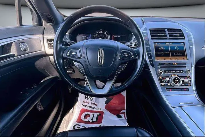 $14000 : Lincoln MKZ Hybrid 2017 Prem image 8