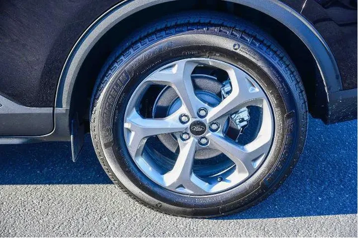 $36805 : Ford Escape Hybrid 2025 ST-L image 8