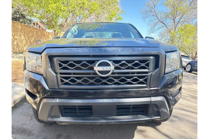 $27495 : 2022 Frontier King Cab S 4x4 image 2