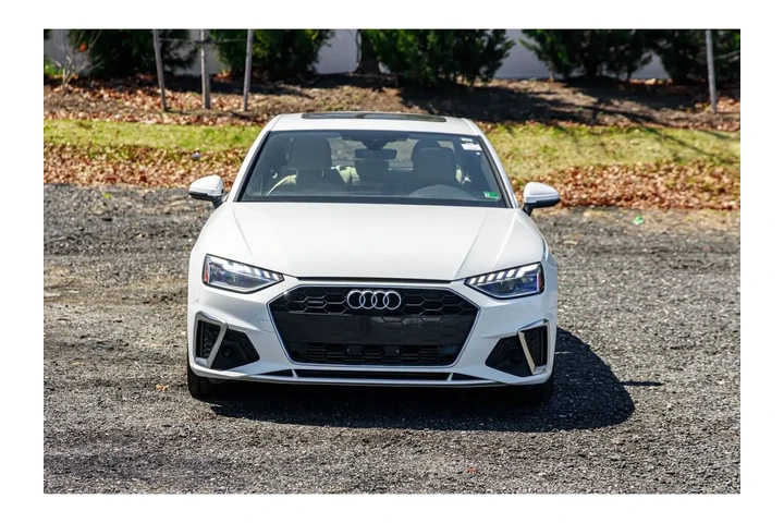 $20395 : Audi A4 2023 AWD quattro S l image 2