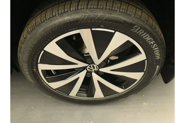 $20696 : Volkswagen Taos 2022 AWD SE image 9