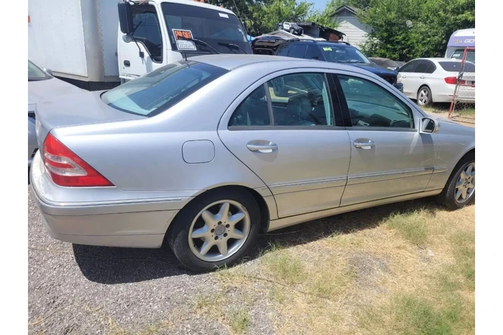 $2995 : 2001 MERCEDES-BENZ C-CLASS200 image 3