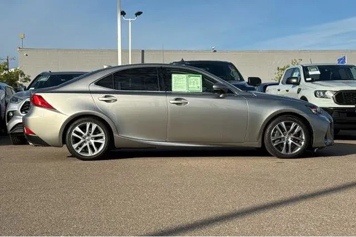 $17800 : Lexus IS 300 2018 4dr Sedan image 4