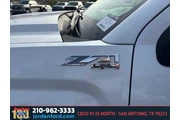$22143 : GMC Sierra 1500 2016 4x4 SLT thumbnail