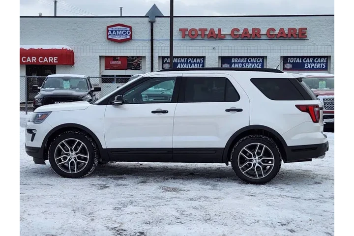 $19475 : 2019 Explorer Sport image 3