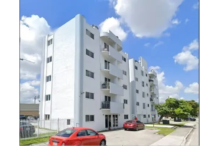 $850 : RENTA HABITACION 850$ MIAMI image 1