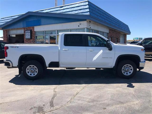 2020 CHEVROLET SILVERADO 2500 image 2