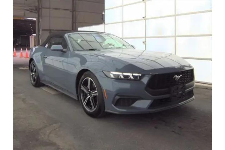 $31993 : Ford Mustang 2025 EcoBoost P image 4