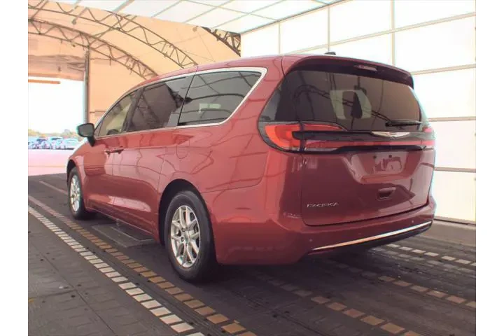 $29493 : Chrysler Pacifica 2025 Selec image 3