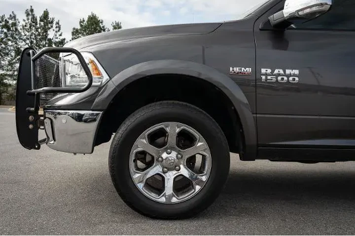 $27987 : Ram 1500 2018 4x4 Laramie 4d image 4