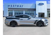 $27597 : Ford Mustang 2020 GT 2dr Fas thumbnail