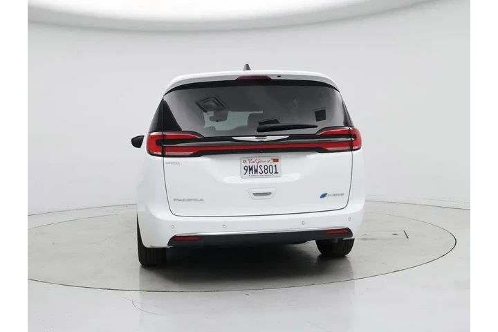 $29998 : Chrysler Pacifica Plug-In Hy image 6