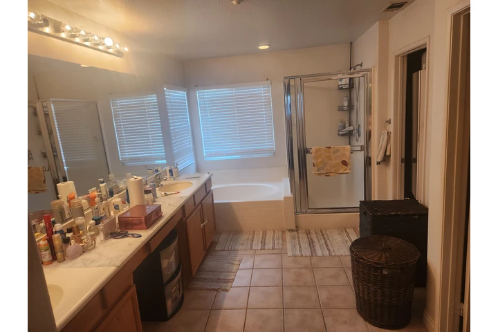 $1200 : FONTANA Master room en Renta image 6