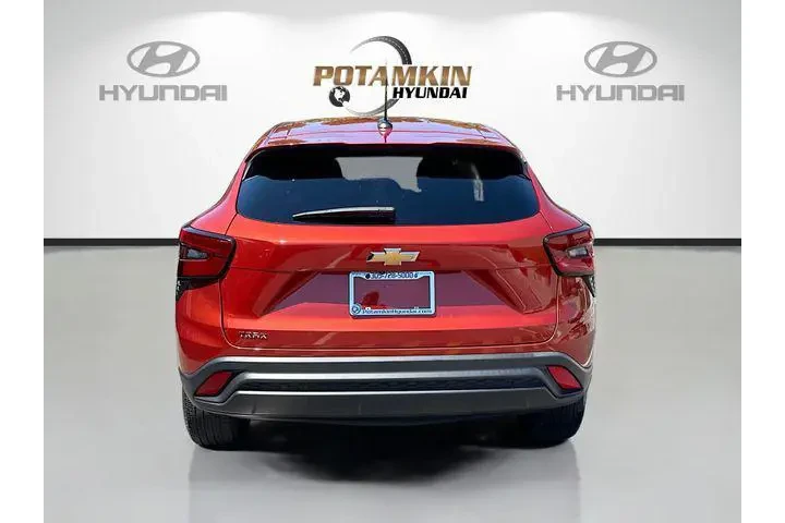 $17753 : Chevrolet Trax 2024 LS 4dr C image 6