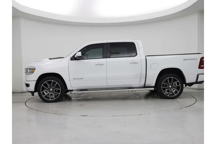 $37998 : Ram 1500 2021 4x2 Laramie 4d image 3