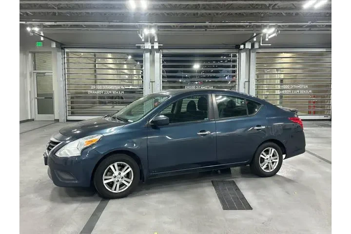 $6375 : Nissan Versa 2015 1.6 SV 4dr image 1